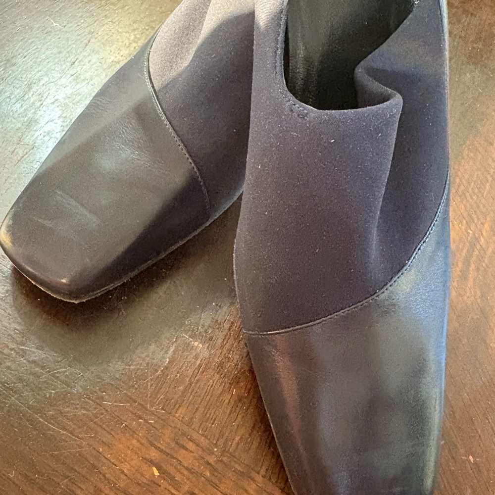 Amalfi navy blue Loafers Sleek Slip-On Design